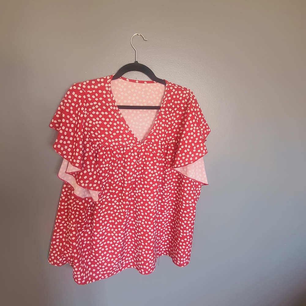 Ditsy Floral Ruffle Sleeve Top - Red